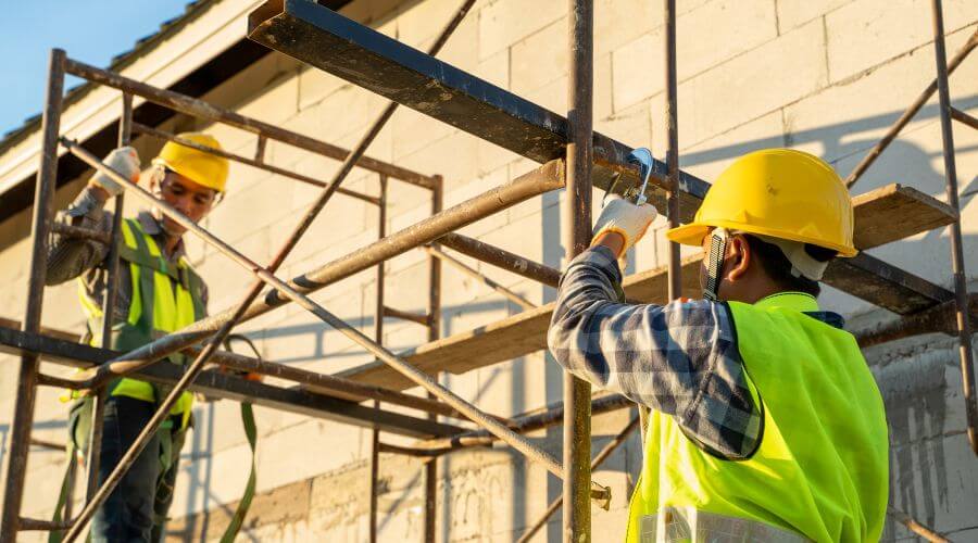 Professional fairlawn roofing services in Wooster, AR